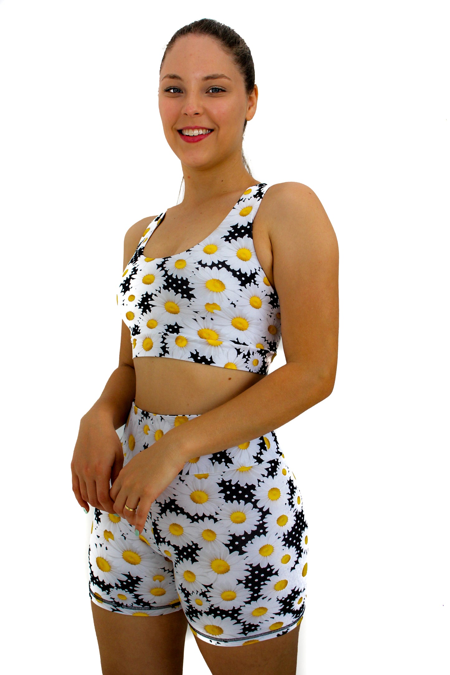 Daisy Sports Bra with elastic on the Back - The Best hold very well