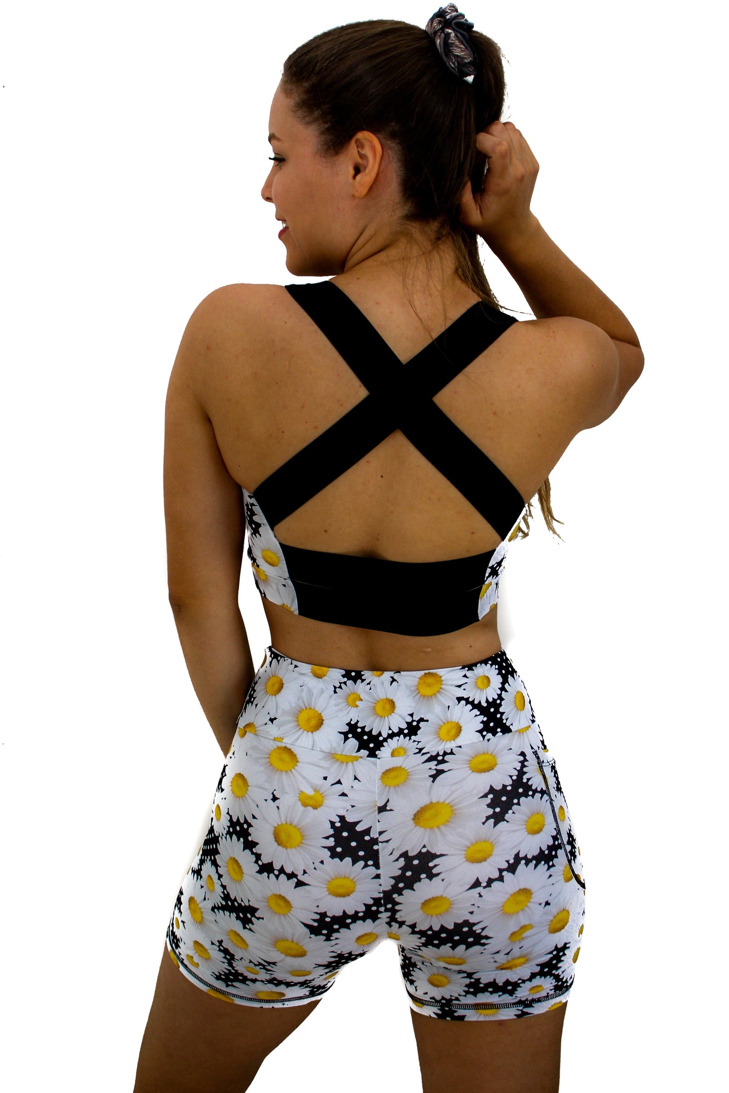 Daisy Sports Bra with elastic on the Back - The Best hold very well