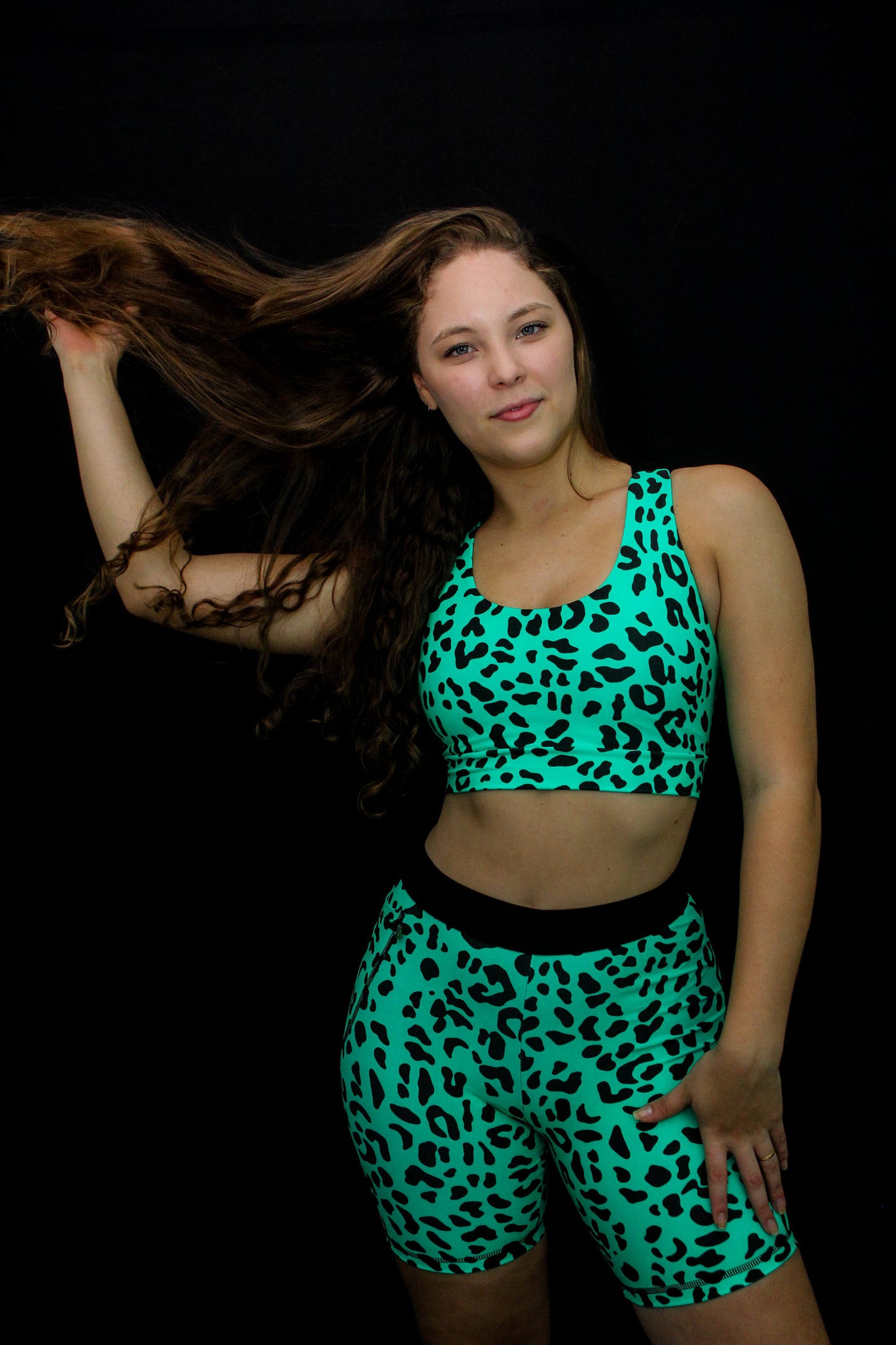 Color Green Leopard Sports Bra with elastic