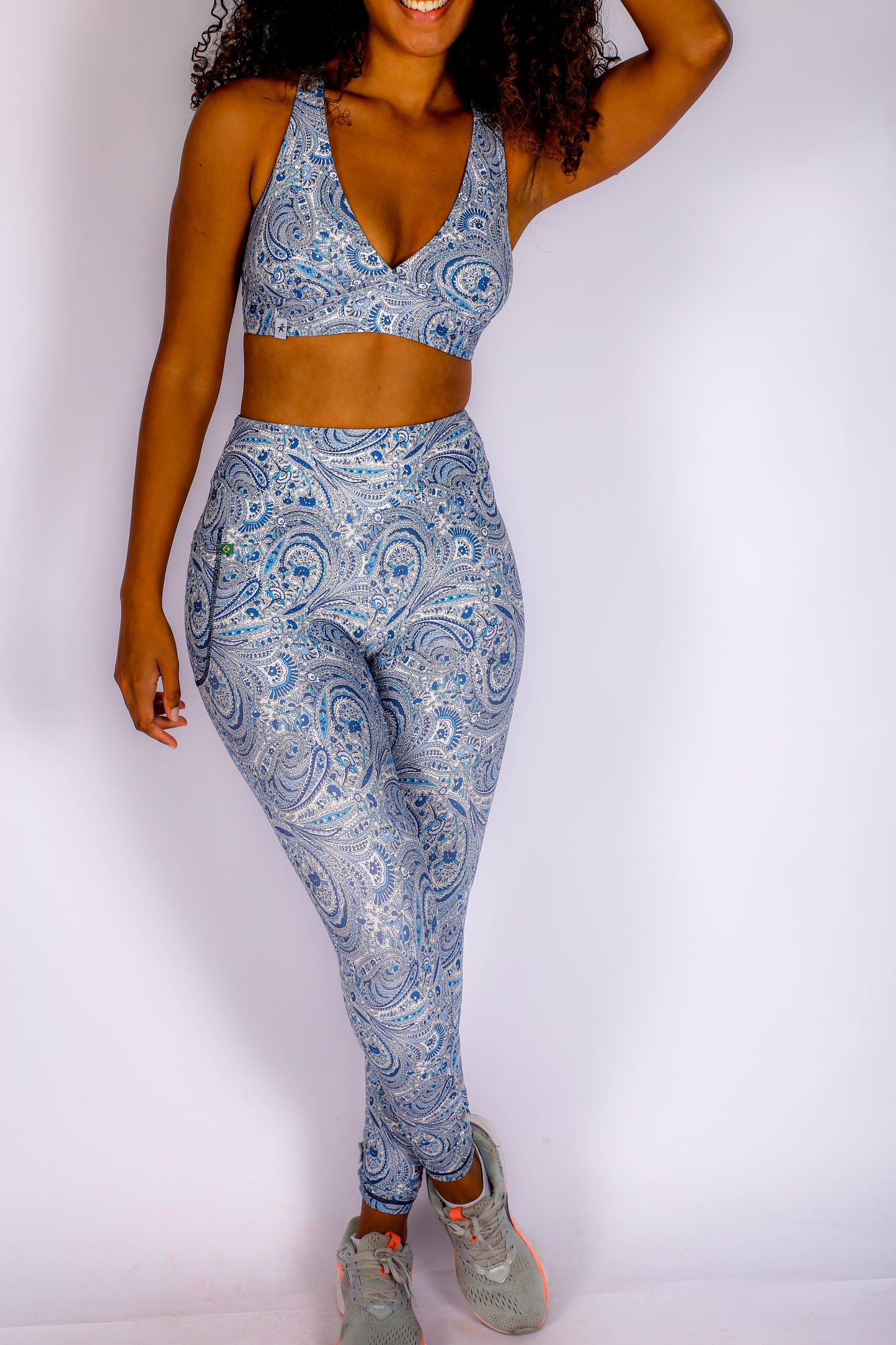 Blue Paisle Set Leggings with pockets and top cross in the back - sale