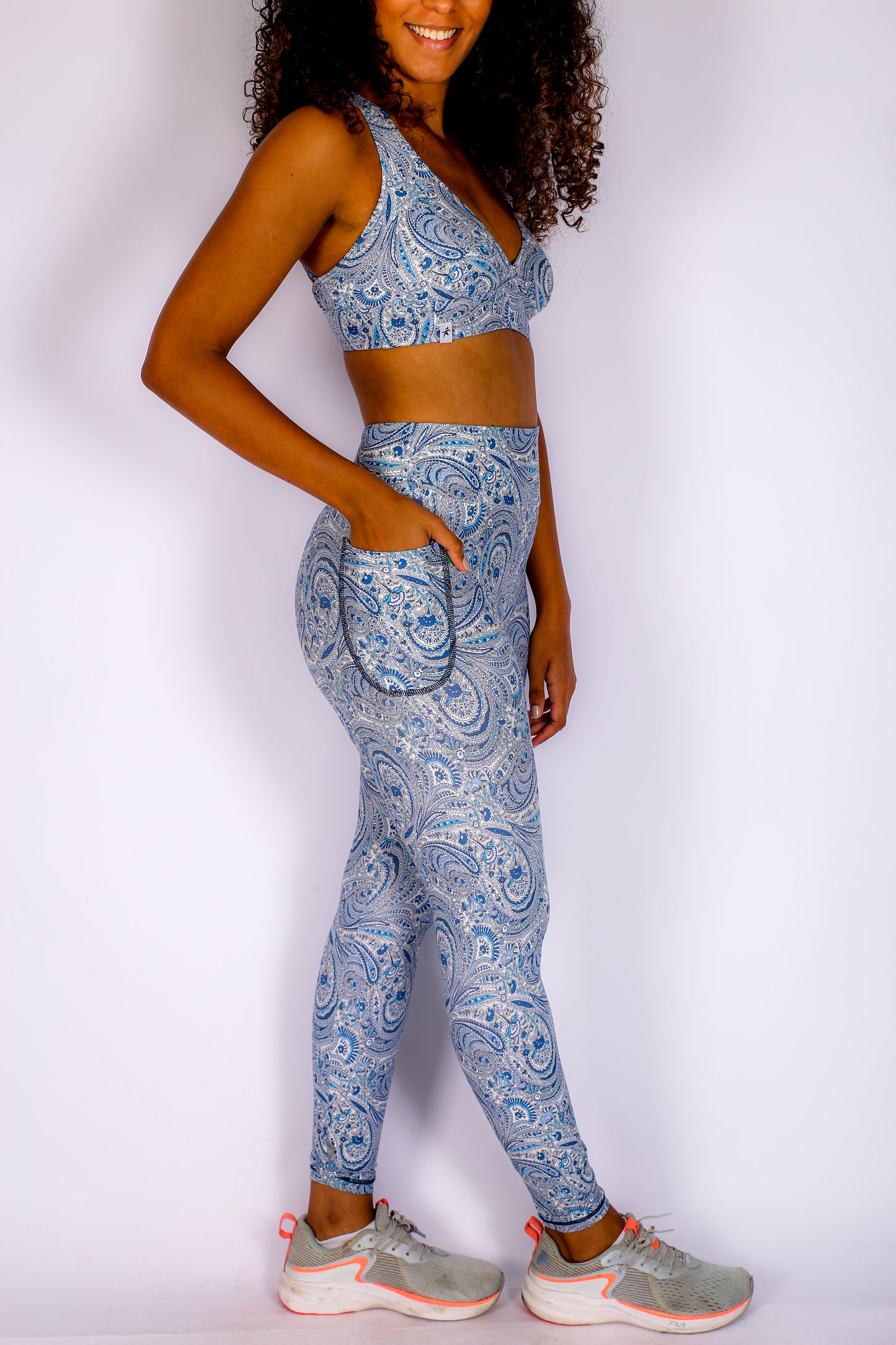Blue Paisle Set Leggings with pockets and top cross in the back - sale